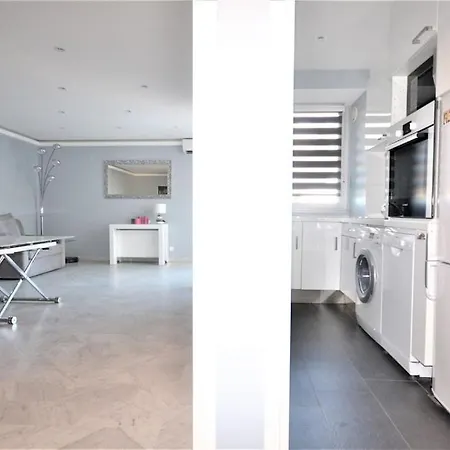 Bel Calme Et Tres Lumineux *