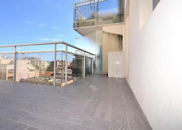 Bel Calme Et Tres Lumineux